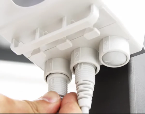 uso y montaje de la grúa Aupa – Conexiones eléctricas y preparación final