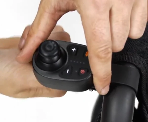 Accesorios Kittos Country Plus – Mando acompañante y joystick